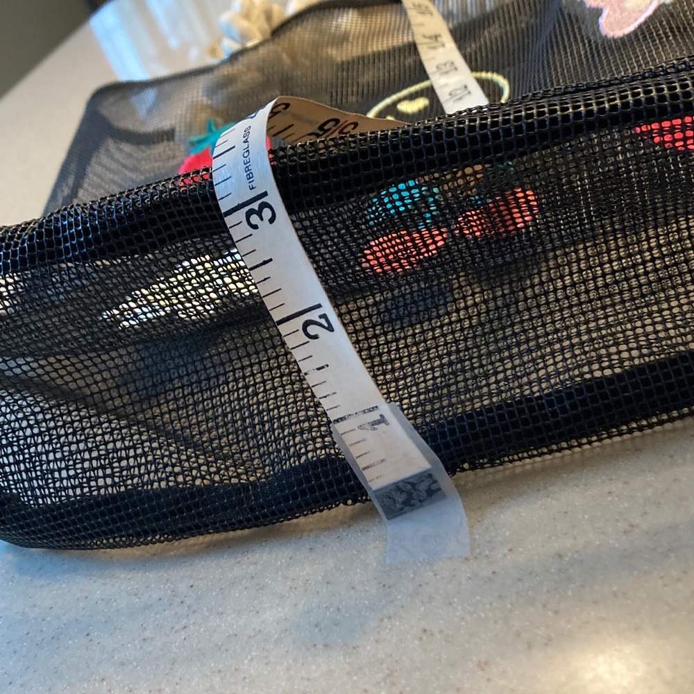 NWOT Black Mesh Tote w/Rope Handles and Colorful Patches - Picture 7 of 8